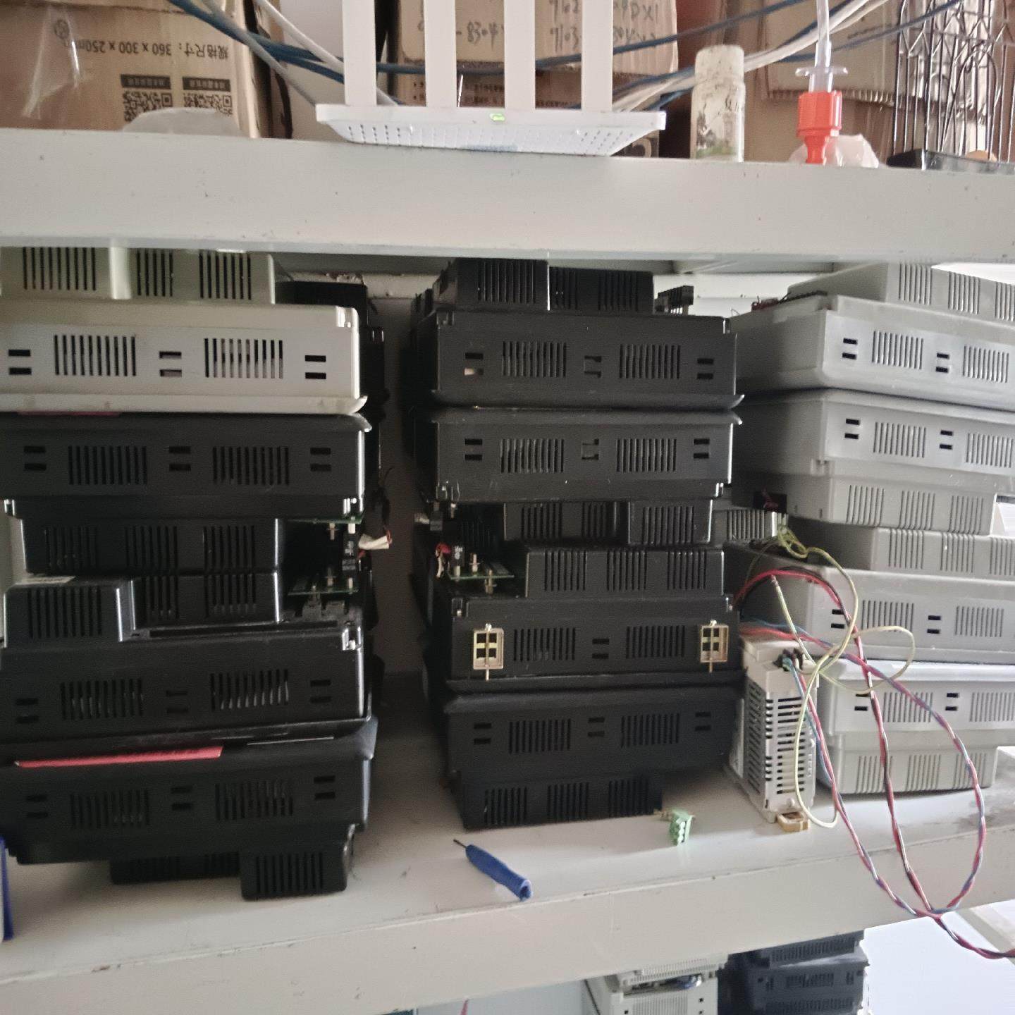 触摸屏V609E30M2个V609E30MD16个议价