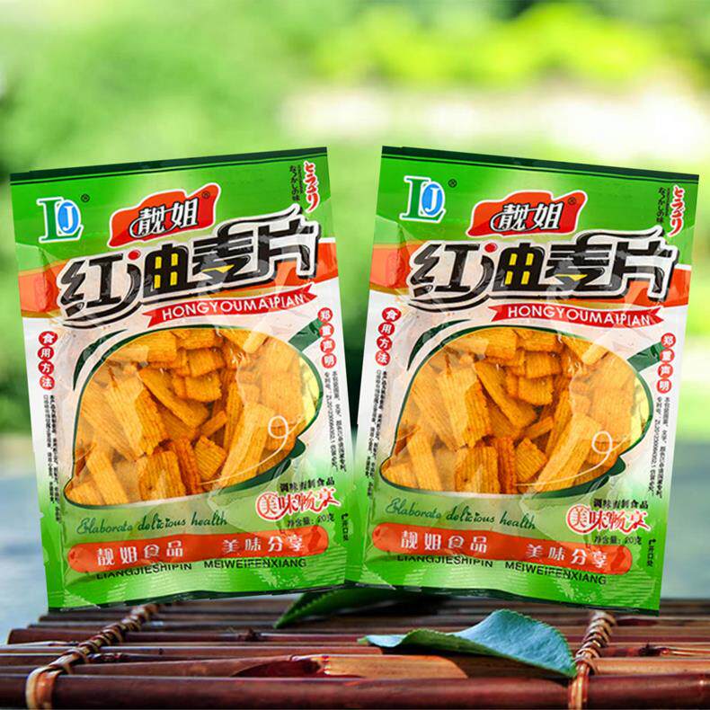 靓姐红油麦片辣条辣片18g*60袋80后童年怀旧麻辣零食宿舍休闲小吃