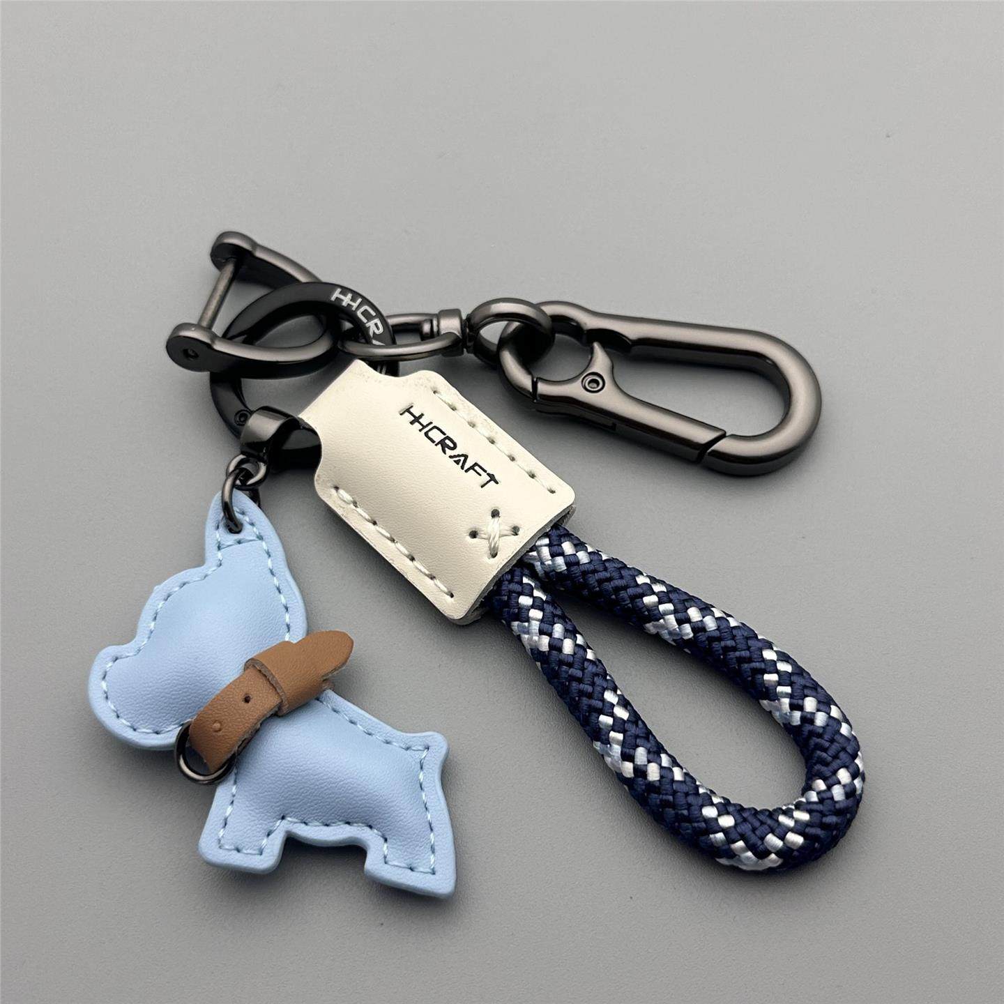 卡通可爱法斗犬小狗钥匙扣挂件汽车钥匙链圈皮革手工编织绳包挂饰