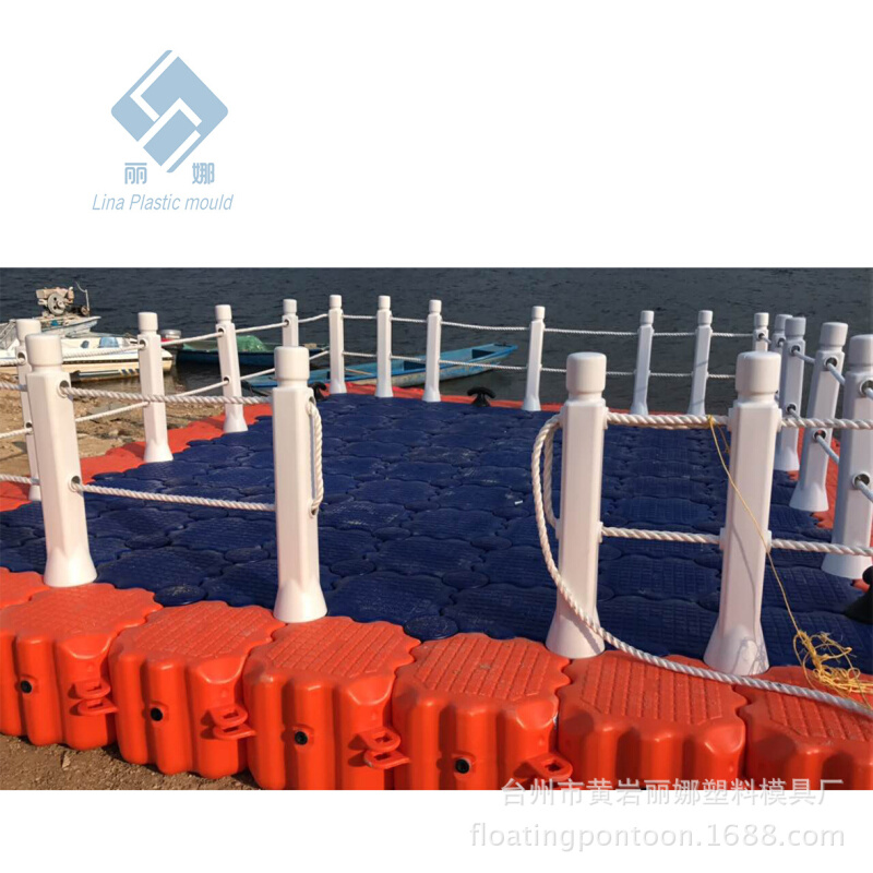 水上浮桥浮动码头海上平台行走骑车游艇水上养殖游乐设施浮筒浮桶