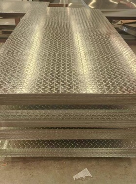 16mn花纹板切割建筑电梯 铺路 热镀锌楼梯踏步防滑花纹板