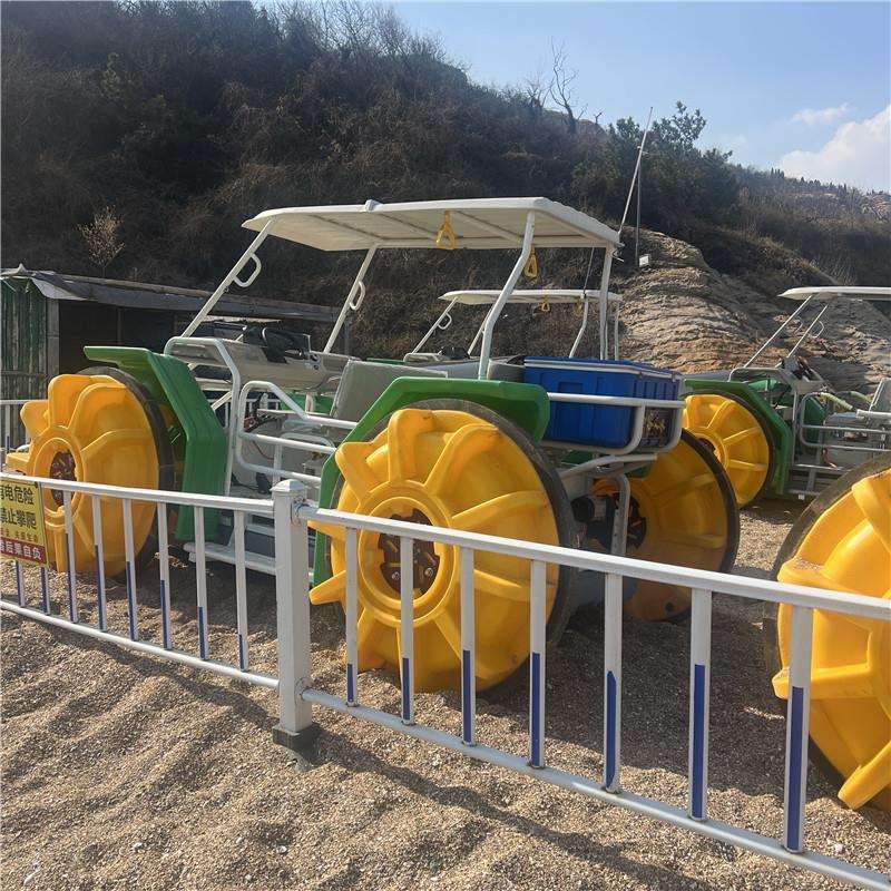沙滩海边水路两栖车景区游玩设备公园休闲游船滚塑异形