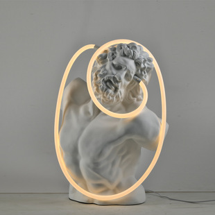 现代简约拉奥孔劳孔雕塑树脂玻璃钢摆件酒吧台灯展厅装饰落地灯