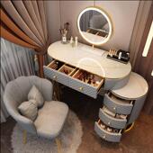 梳妆台桌2021年新款 卧室现代简约轻奢风小户型轻奢化妆台高级ins