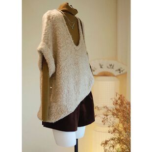 高级感美拉德小香风卡其色通勤针织马甲短裤打底衫三件套套装女春