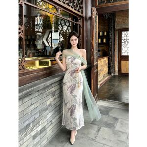 绿色旗袍女新中式连衣裙女性感收腰包臀裙超仙网纱挂脖裙子