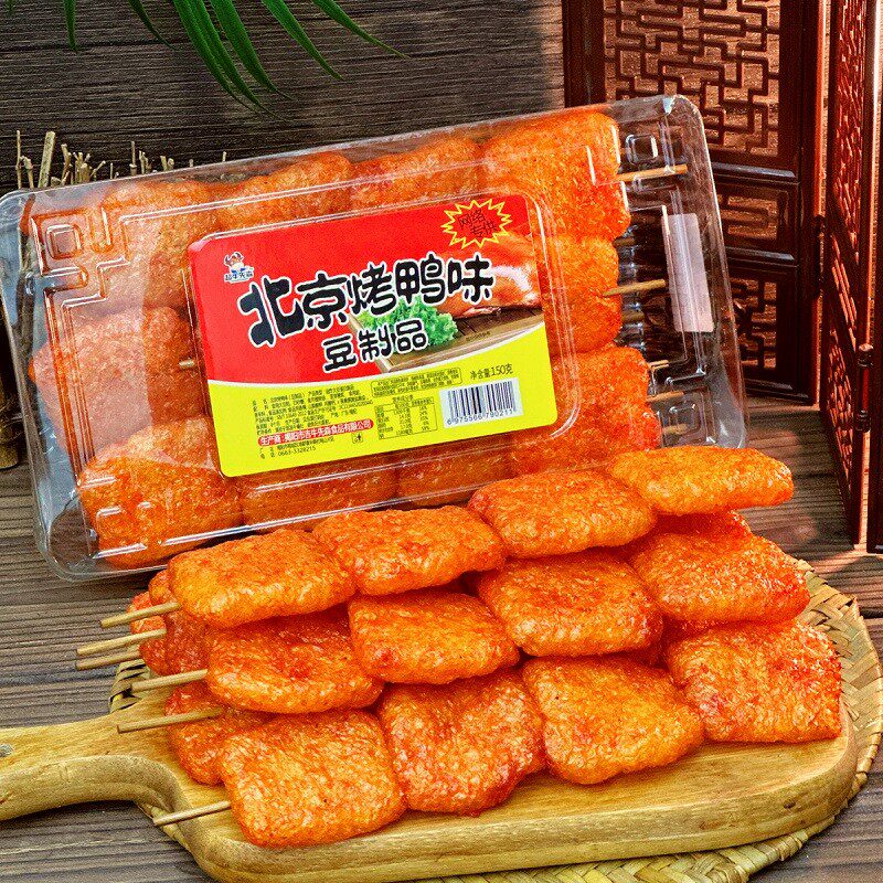 网红北京烤鸭辣条鸡块大豆制品怀旧美味麻辣豆干袋装甜辣口味零食