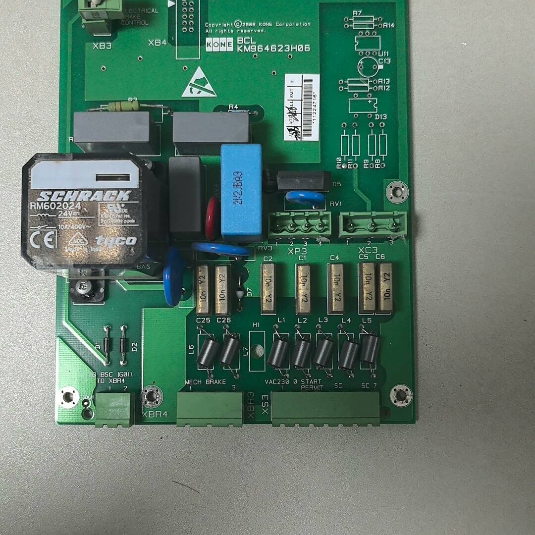 通力变频器V3F16L中间板KM议价 也可为维修！！