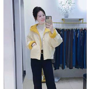 2026新款巨好看的轻薄短款白色洋气夹棉ins棉服外套女款冬季棉袄