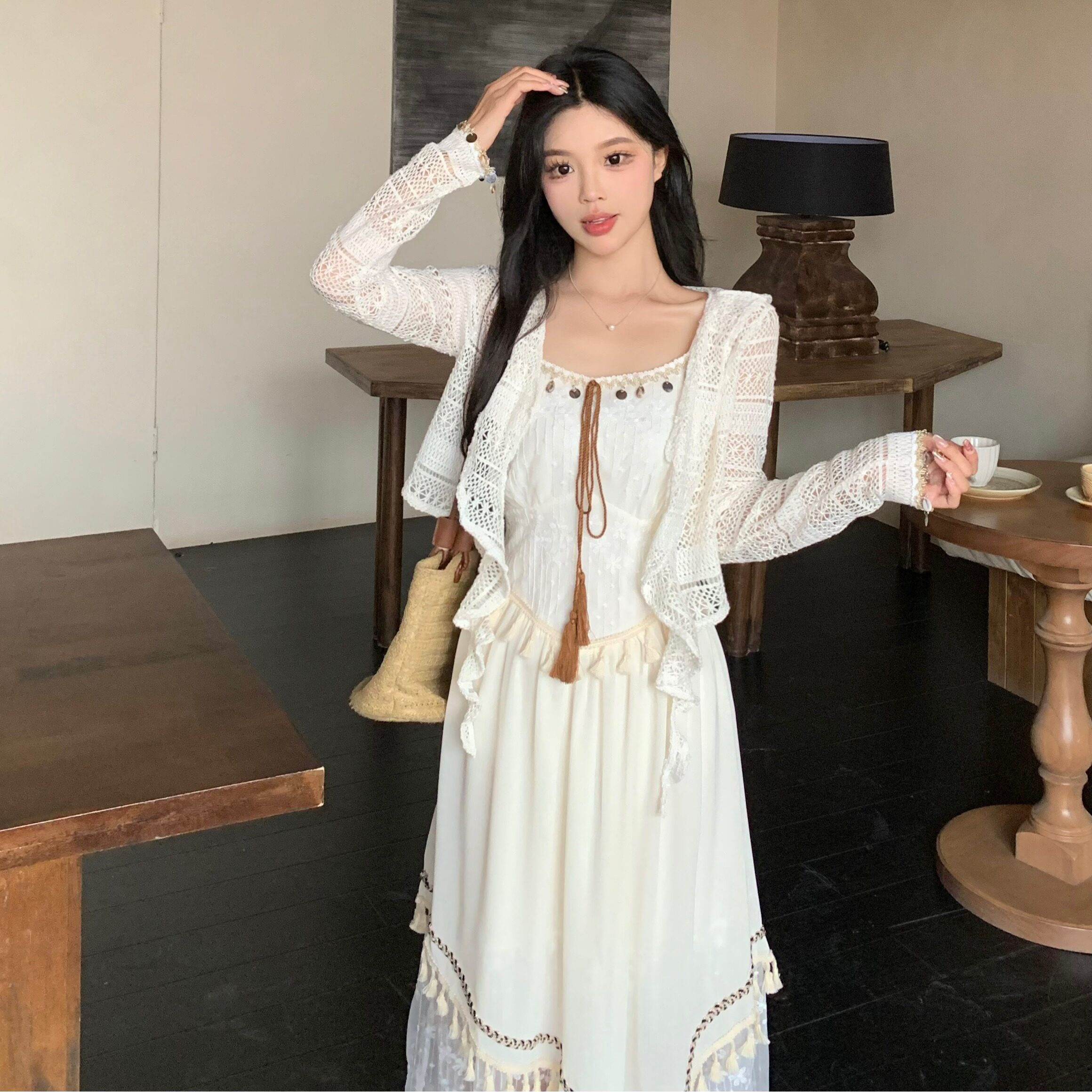 实拍~名族风精致蕾丝裙贝壳织带大码套装