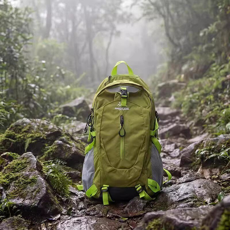 双肩包书包男女户外运动登山旅游露营背包轻便舒适大容量学生书包