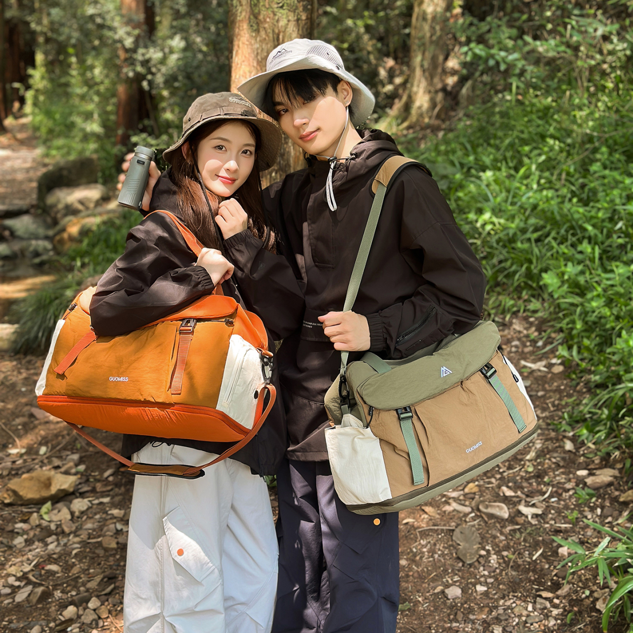 可扩展容量旅行包可套拉杆行李包