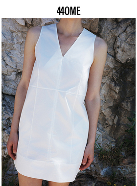 440ME女装新简约纯色品优雅全棉V领无袖高腰短款连衣裙FDSS0276W