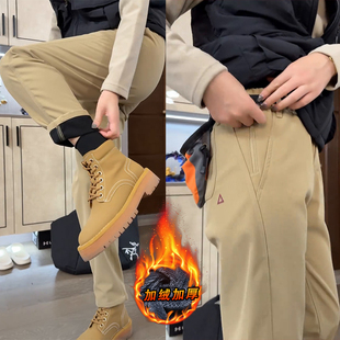 男款 子男女同款 秋冬美式 长裤 机能加绒工装 卡其色三角标软壳冲锋裤