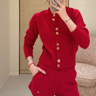 绵羊毛混纺 系列款 金属纽扣针织开衫 背心短裤 篙品质 套装 26年