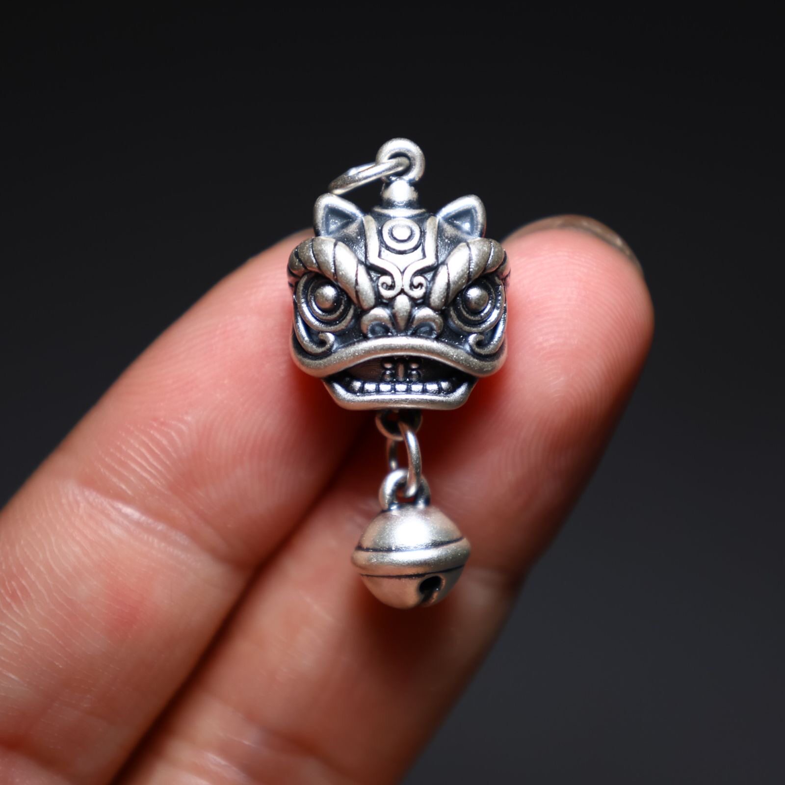 原创925醒狮铃铛狮子吊坠菩提手串手工串珠编绳diy文玩配饰