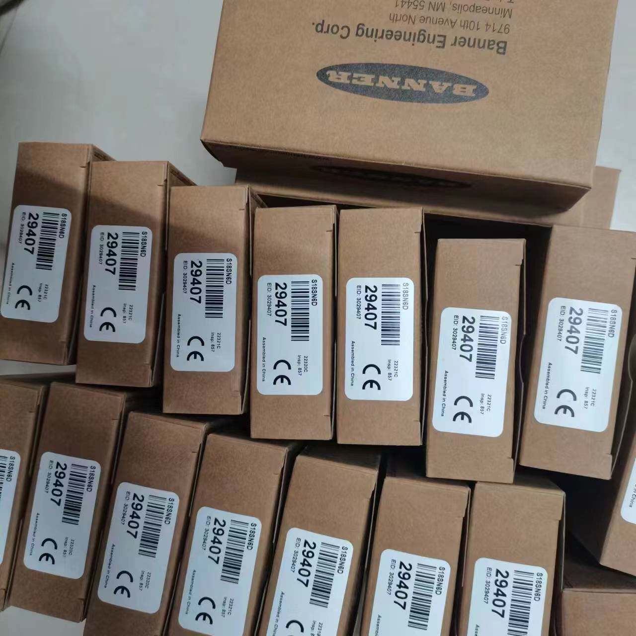 美国BANNER邦纳QM30VT2紧凑型光电开关现货