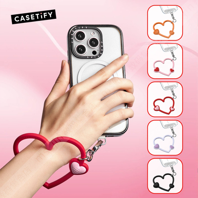 CASETiFY甜美爱心手机腕带小挂件