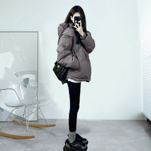 灰色短款爱心羽绒服女冬季2023新款小个子女款宽松面包服加厚外套