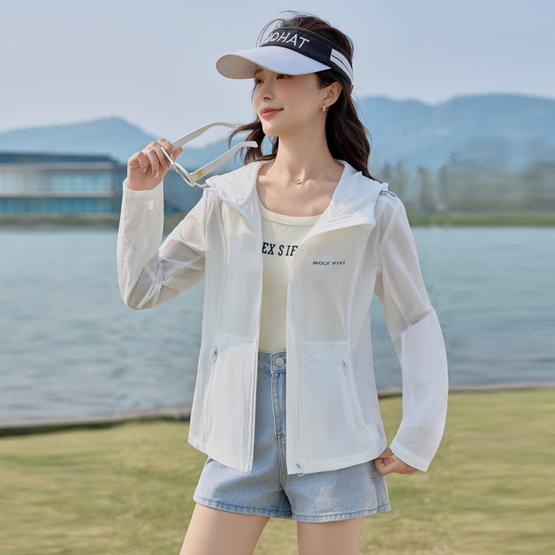 薄款冰丝防晒衣女2025新款夏季小个子清凉透气连帽防晒服薄外套潮