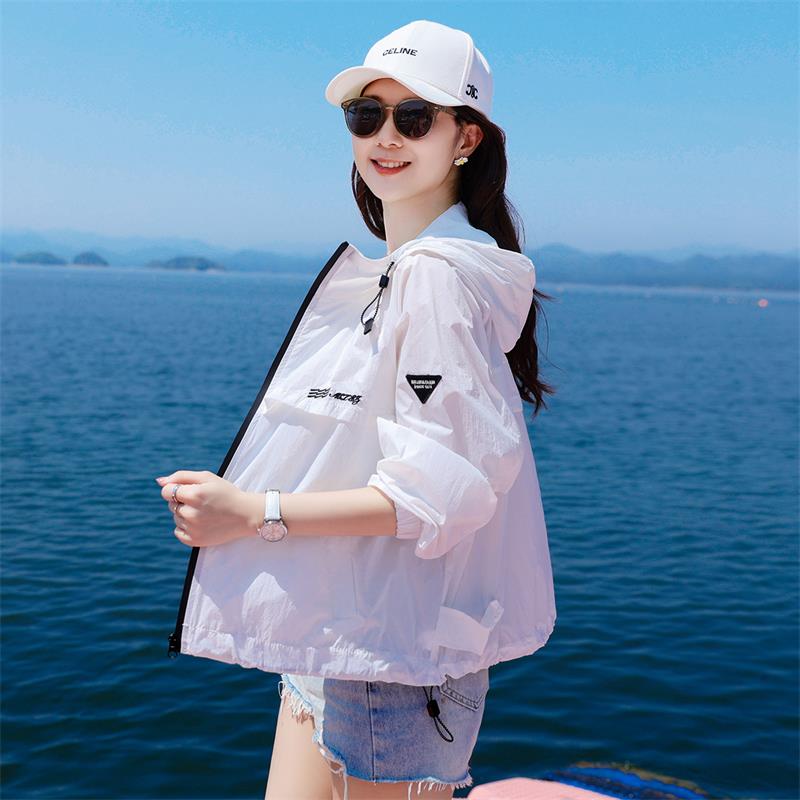 防晒衣女款夏季2025年新款女士短款小个子时尚洋气防晒服薄款外套