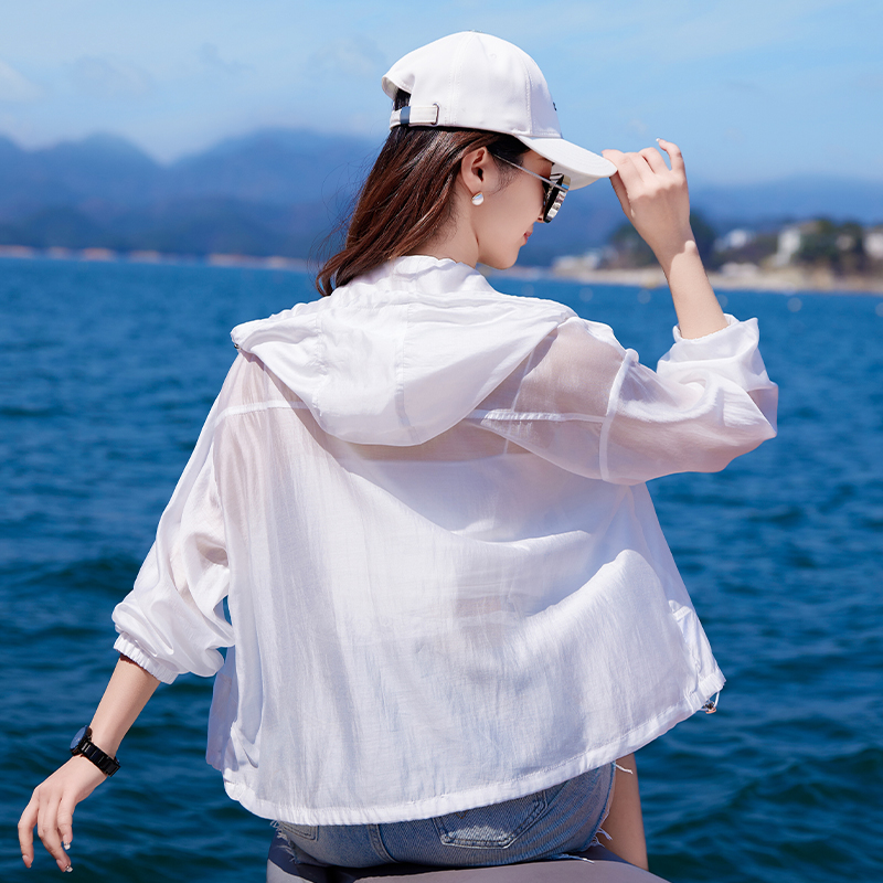 天丝防晒衣女2025新款轻奢高级感宽松休闲大码防晒服女款薄款外套