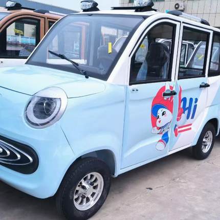 电动四轮代步车家用全封闭小型电动车接送学生低速成人电动轿车