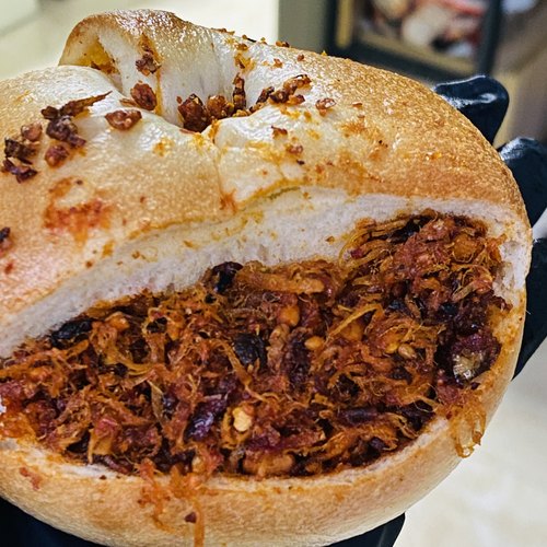 美农厨房油泼辣子脆肠贝果