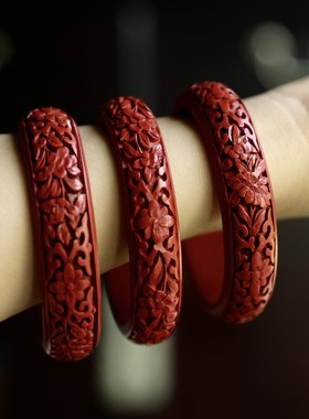 七八十年代纯手工天然大漆铜胎雕漆花卉纹饰手镯剔红雕漆老镯子