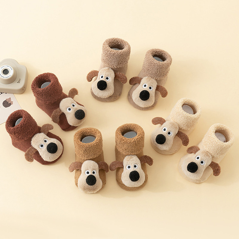 宝宝袜子新生婴儿秋冬加厚袜子男女宝宝冬季点胶防滑学步袜地板袜