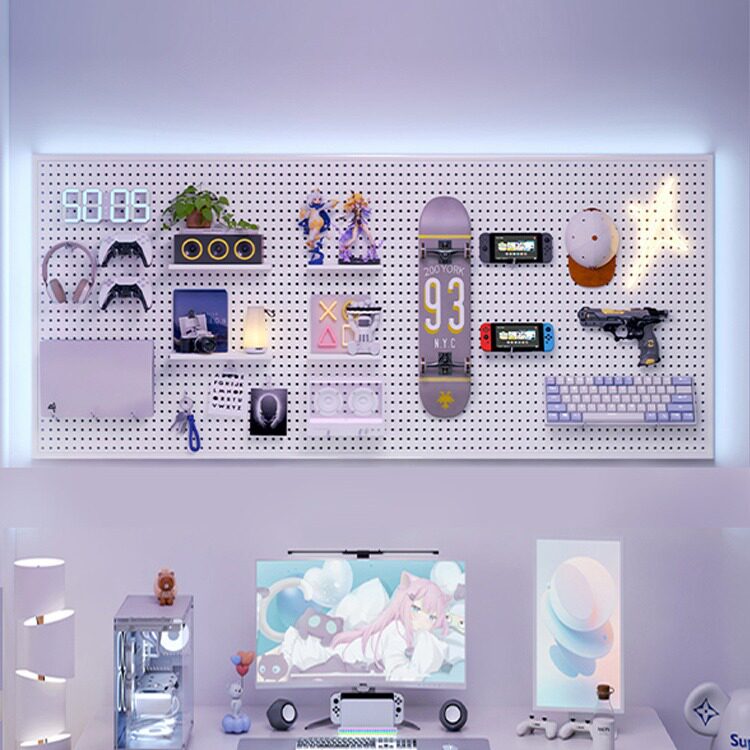 电竞房洞洞板黑色墙上置物架书房上方电脑桌墙面挂板收纳铁艺装饰