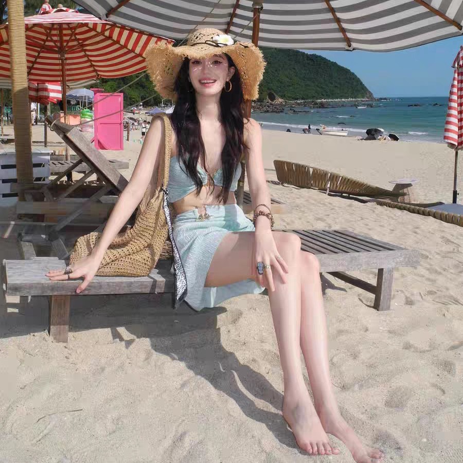 2025新款泳衣女分体比基尼度假风海边三件套性感显瘦遮肚泳装温泉