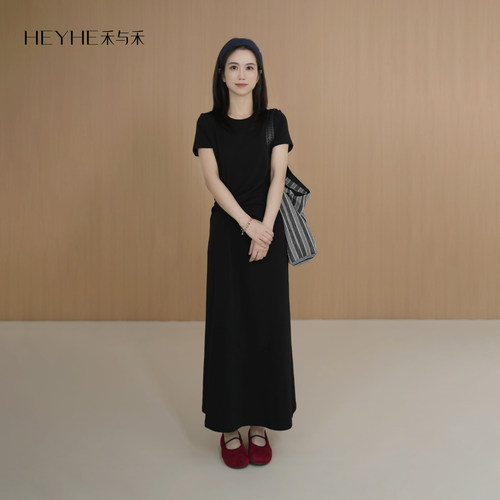 精梳棉弹力扭结收腰短袖连衣裙女
