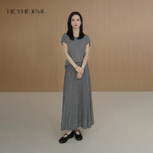 亚麻混纺花纱肌理感短袖套装女