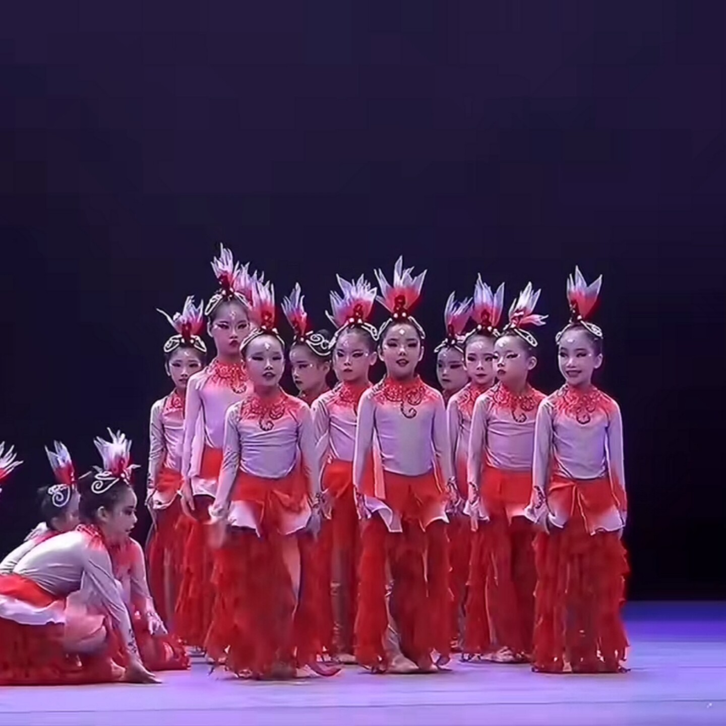 一鲤惊涛鱼儿跃表演服鲤鱼跃龙门舞蹈服女童鱼儿欢歌儿童演出服装图片