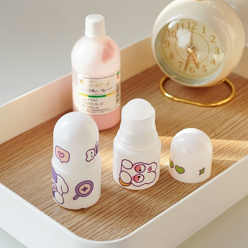 炉甘石分装瓶滚珠瓶桃子水精油走珠上药涂抹瓶花露水防蚊液空瓶子