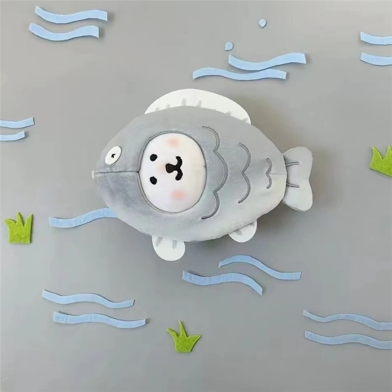 自嘲熊咸鱼毛绒挂件钥匙扣书包可爱卡通咸鱼