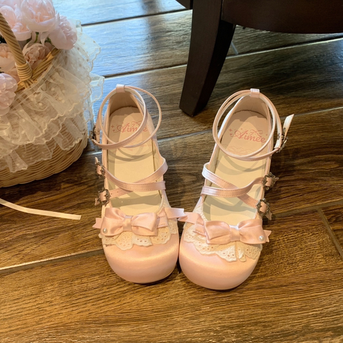 小艾咪doll感中跟Lolita鞋