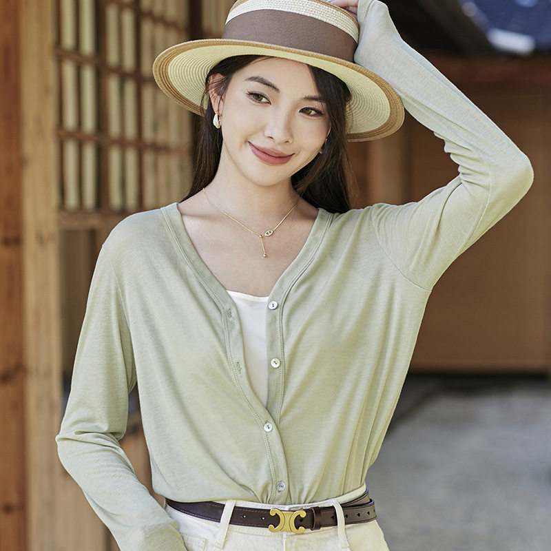 2026春夏薄款天丝开衫防晒衣女宽松V领针织空调杉外套防紫外线