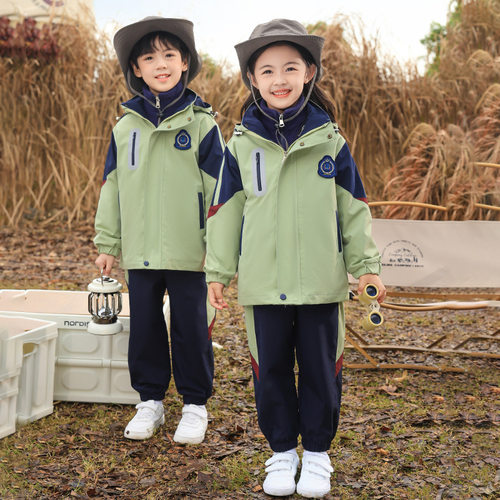 幼儿园园服2023中小学生儿童班服三件套校服秋冬三合一冲锋衣套装