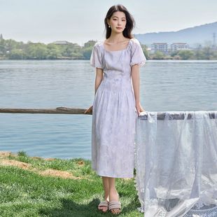 茵曼25夏季 长裙子 欧若风绣花压褶方领短袖 连衣裙女收腰显瘦泡泡袖