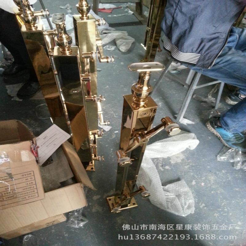 钢木楼梯立柱 不锈钢立柱 楼梯立柱 工程立柱 楼梯扶手