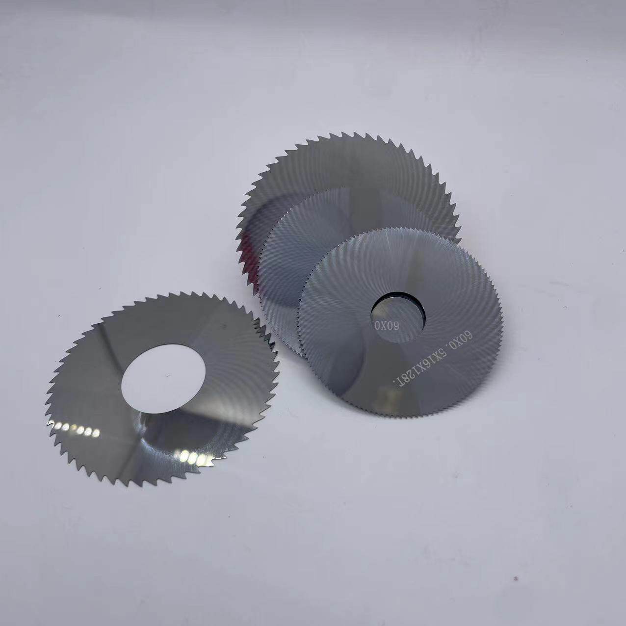 整体硬质合金锯片铣刀钨钢圆锯片承接非标切槽锯片铣刀外径60