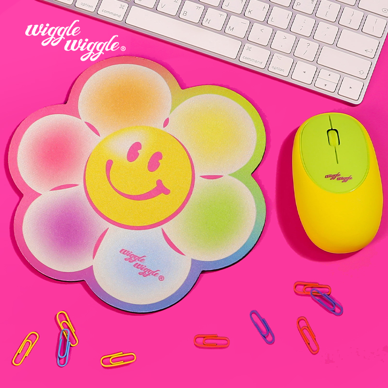 wiggle wiggle鼠标垫桌垫加厚办公可爱软垫电脑笔记本创