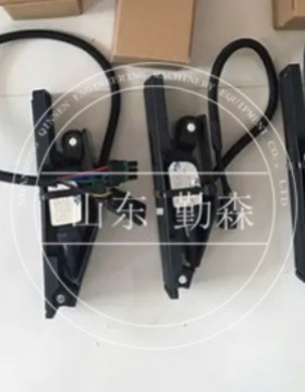 轮式装载机配件  型号齐全   WA470-3  踏板总成   417-43-21110