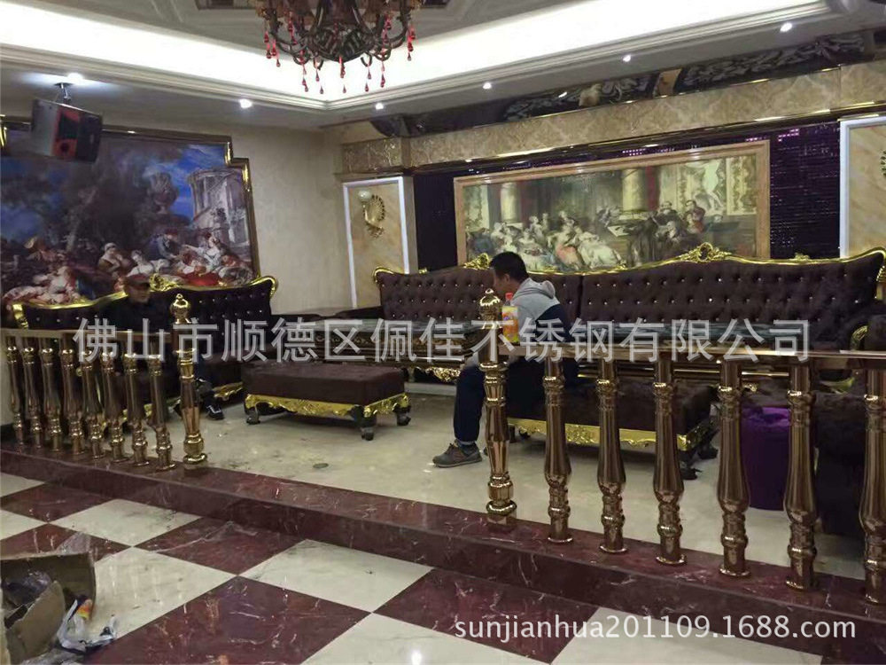 江苏KTV楼梯不锈钢立柱