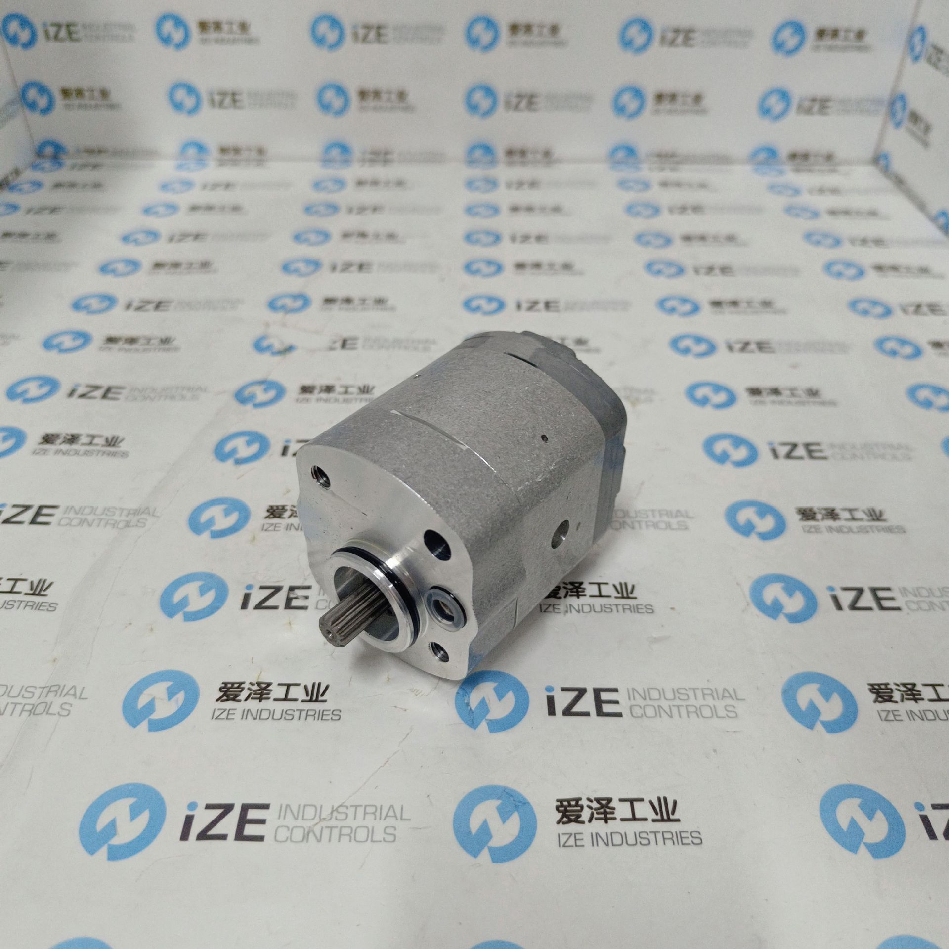 JIHOSTROJ齿轮泵P23-1.6L原装