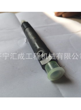 推土机D65EX-18 SAA6D114E-6喷油器6746-11-3100/5268436