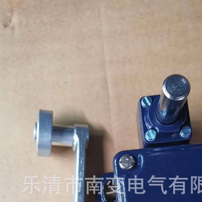 限位开关TD441-11YLXT1-21H/BML441-11Y-2512-16行程开关重型开关