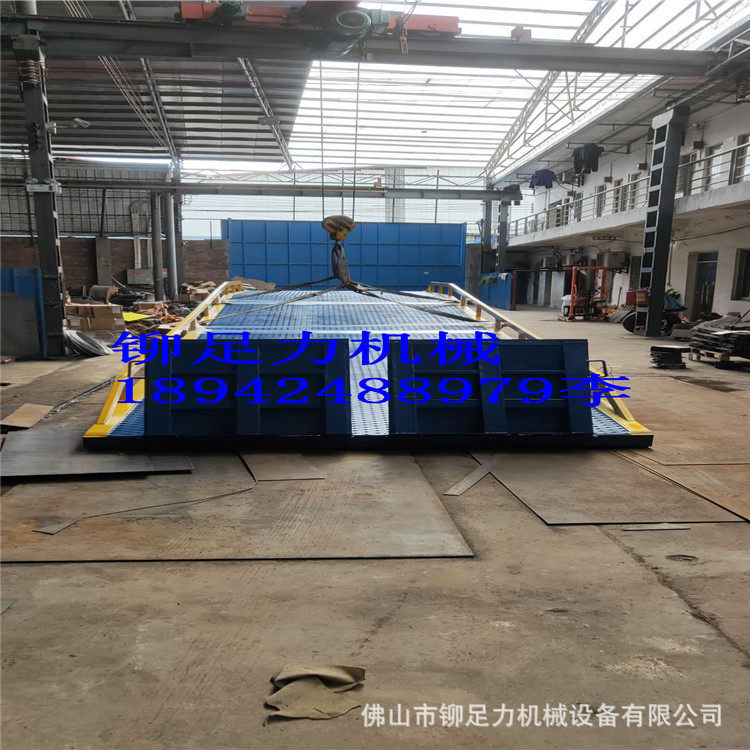 供应江苏装车升降台 苏州哪里有卖移动装柜台 宁波移动装柜台价格